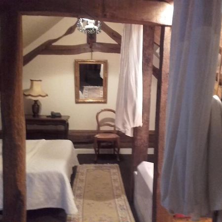 Saint-Florent-le-Jeune L'Auberge Du Faisan Dore מראה חיצוני תמונה